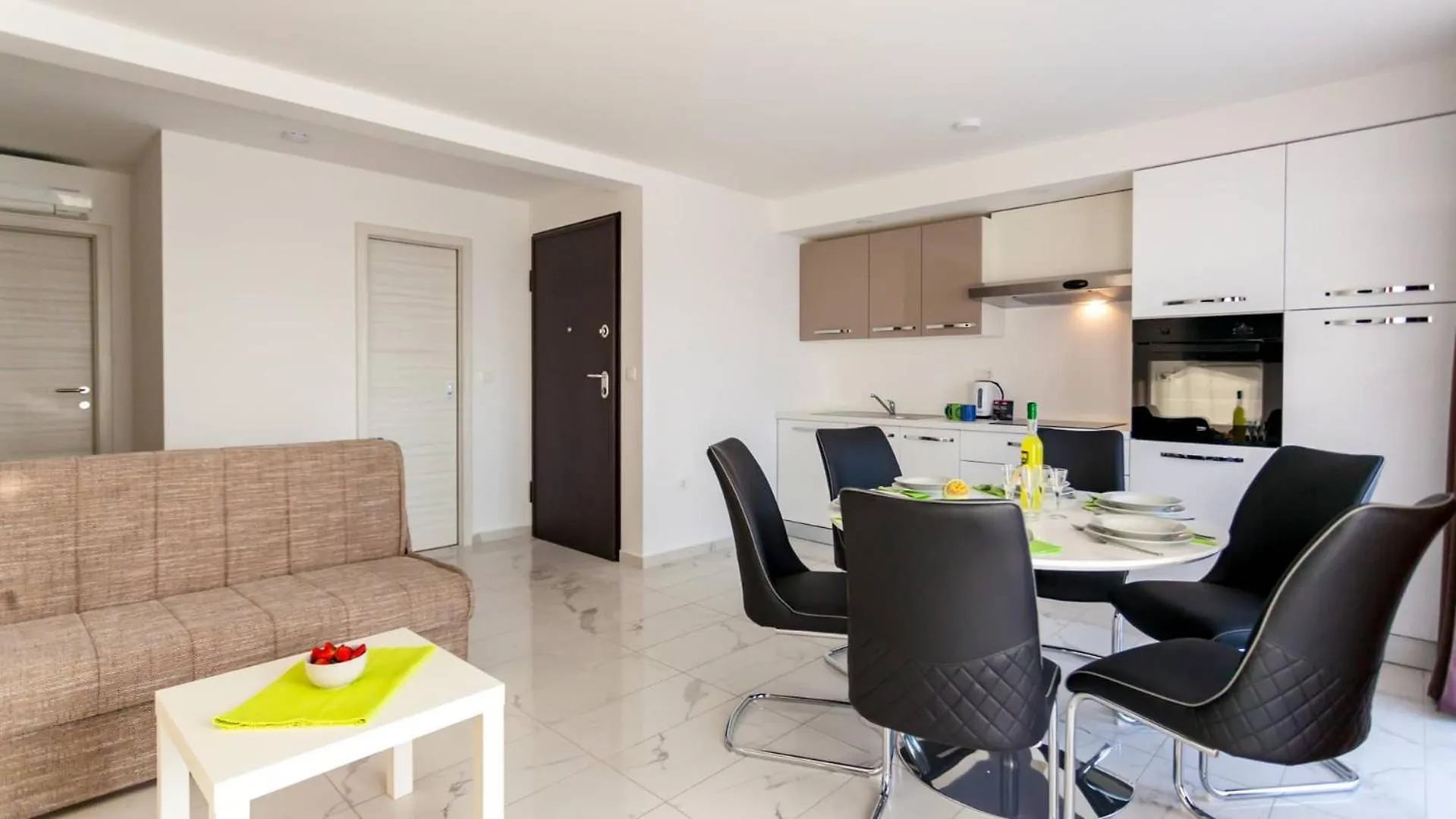 Apartments With A Parking Space Nska, Krk - 21768 Malinska Croatia