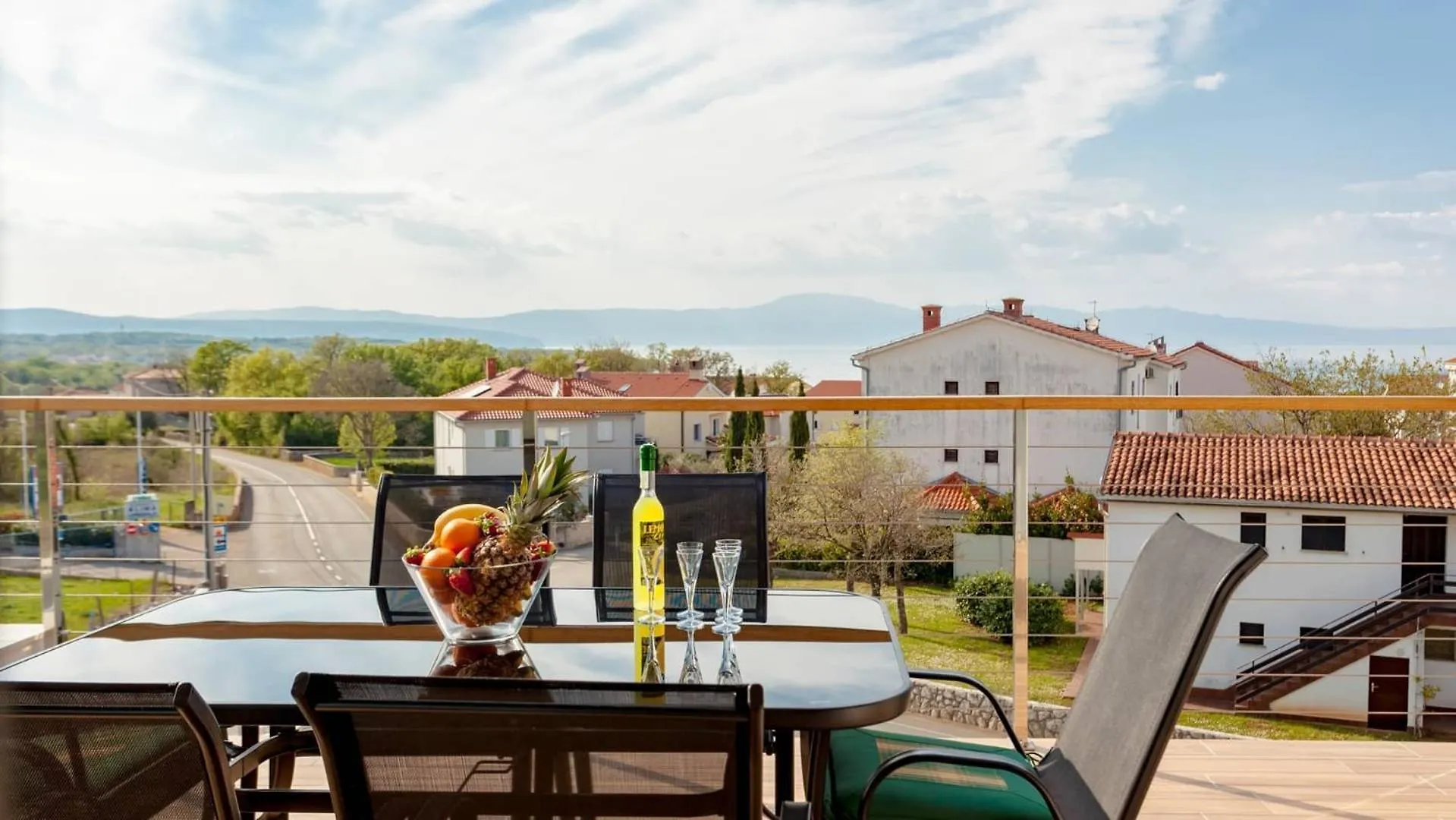 Apartments With A Parking Space Nska, Krk - 21768 Malinska