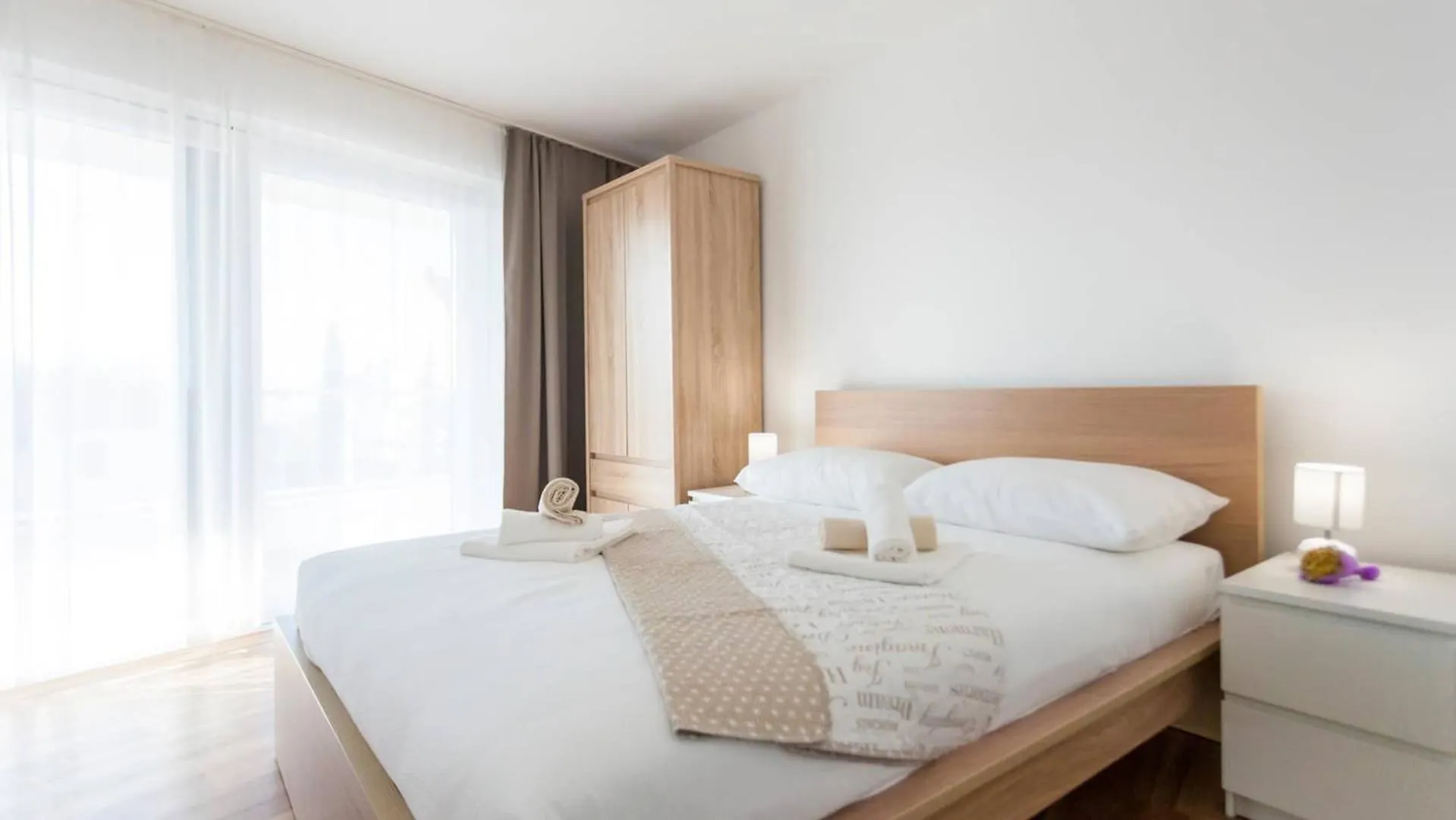 Apartments With A Parking Space Nska, Krk - 21768 Malinska 0*,  Croatia