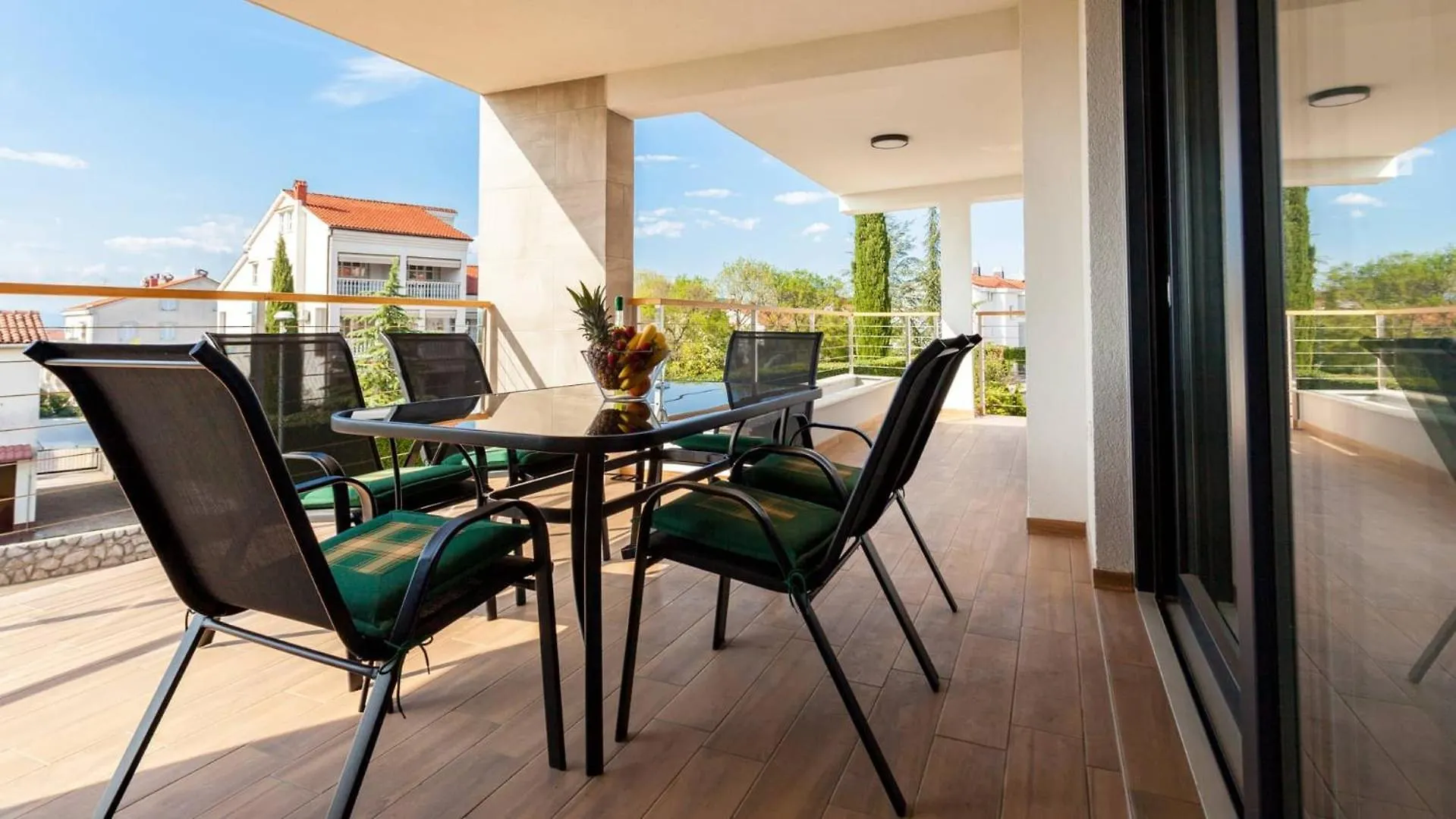 Apartments With A Parking Space Nska, Krk - 21768 Malinska 0*,  Croatia