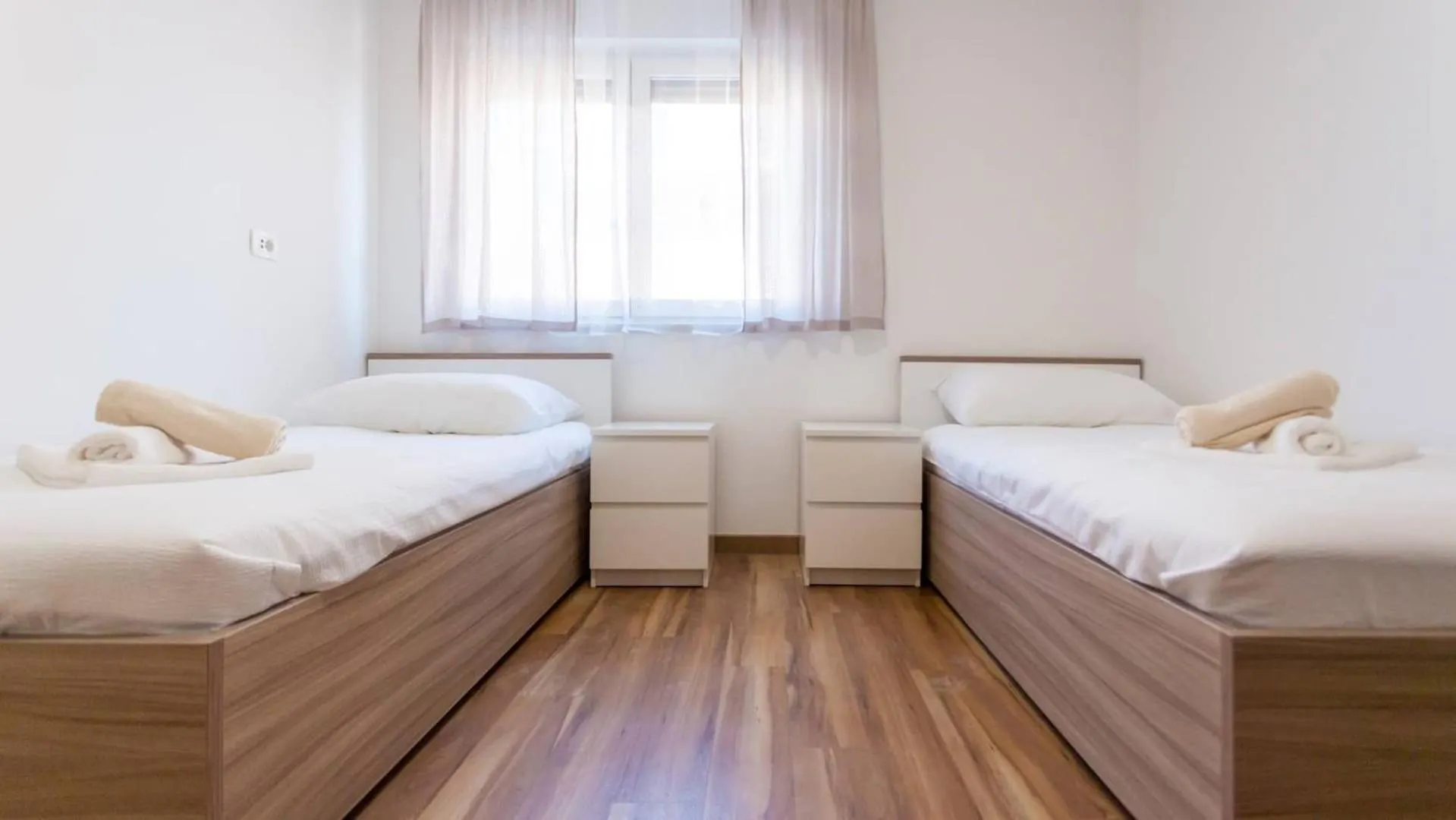 Apartments With A Parking Space Nska, Krk - 21768 Malinska Croatia